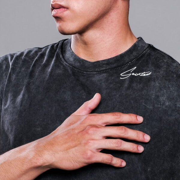 Sainted-Cutoff-Oversized-Dark-Washed-3