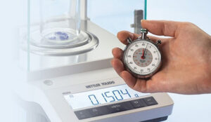 kiem-dinh-va-hieu-chuan-can-dien-tu