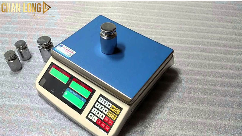 kiem-tra-va-sua-can-dien-tu-tai-nha-1