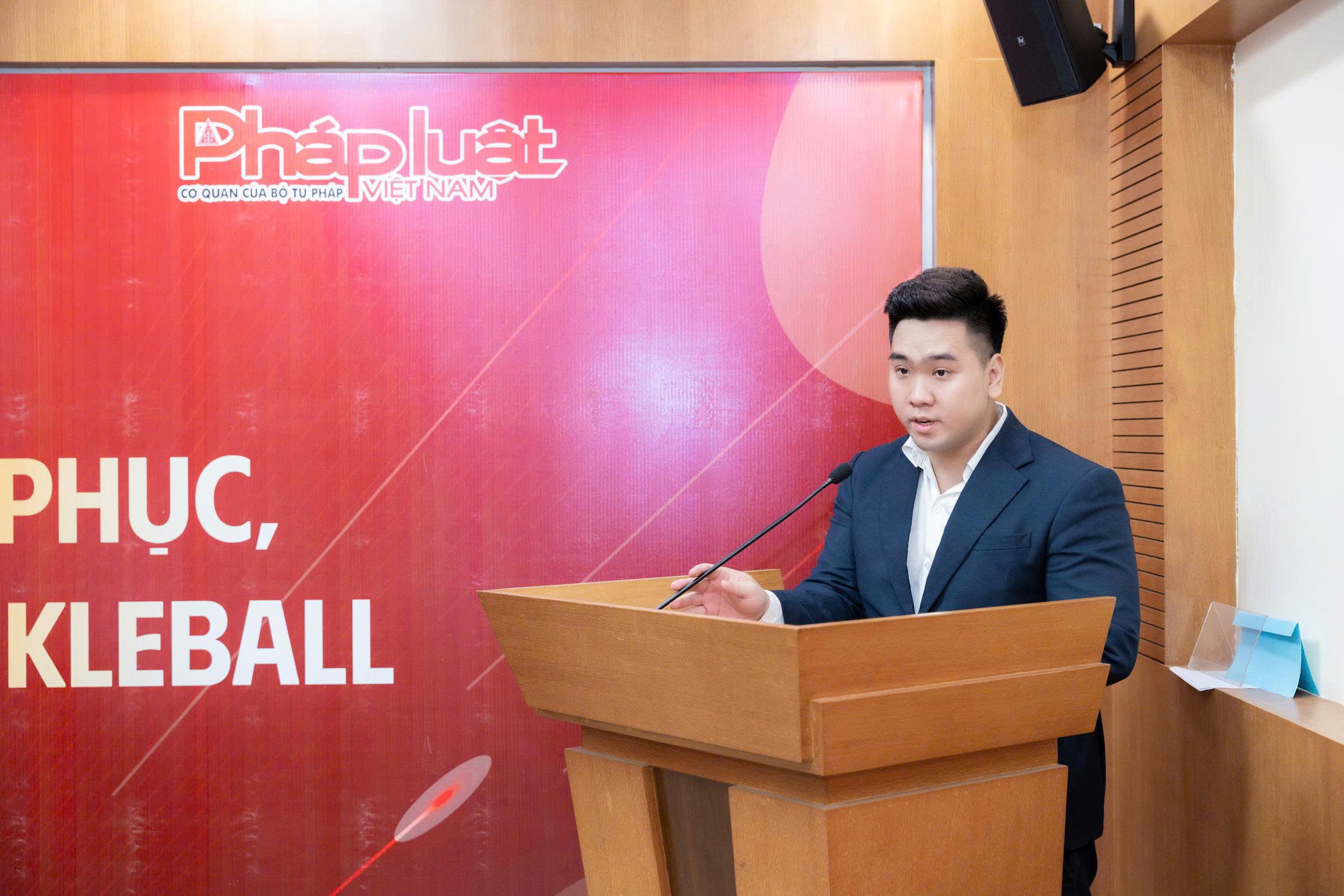 chan long dong hanh cung hoi thao nganh tu phap 3