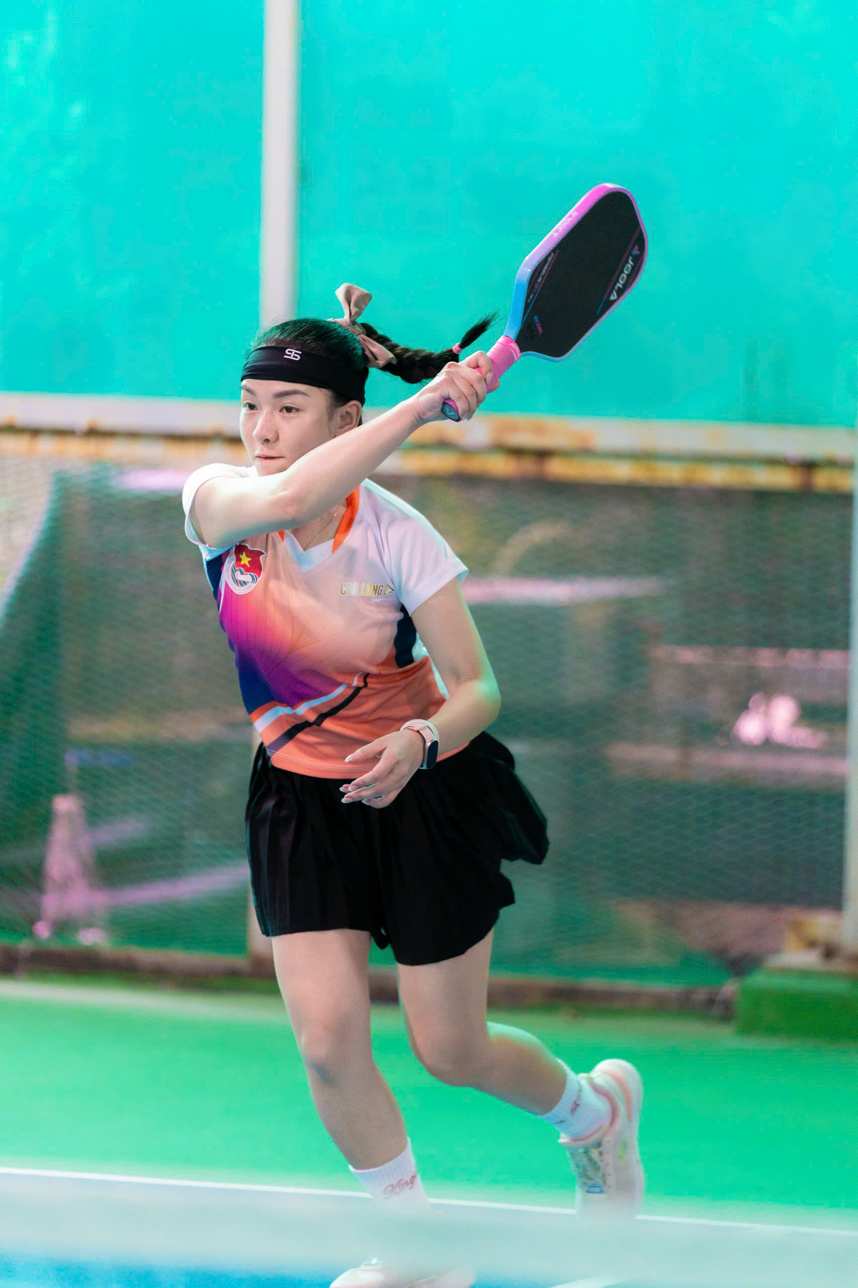 chan long giai thanh nien 5