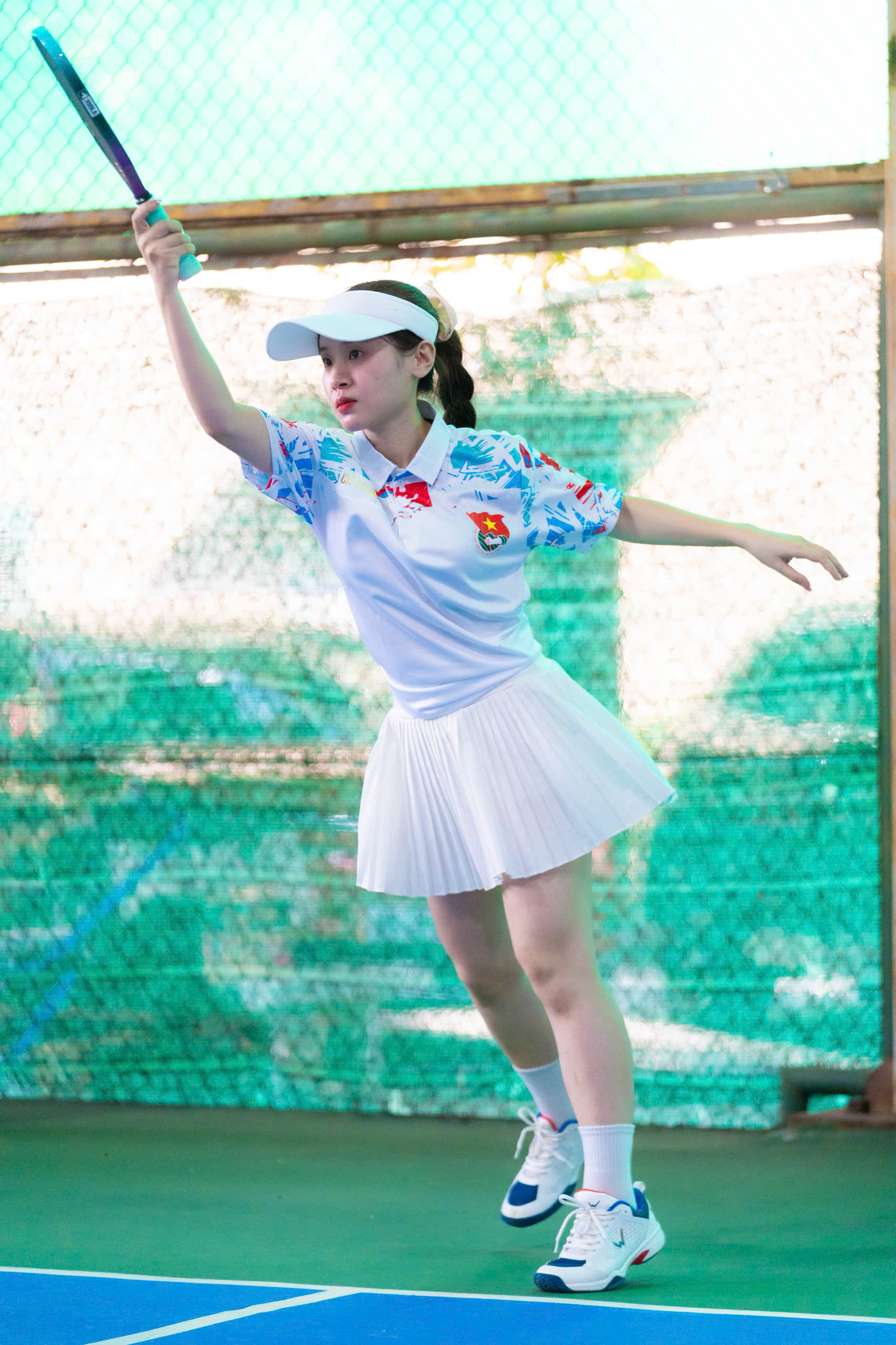 chan long giai thanh nien 7